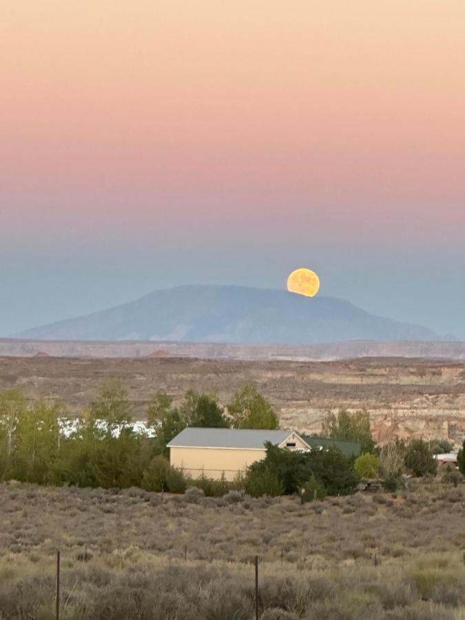 Homestay Page Arizona Border Town- Grand Serenity With Mesa Views *